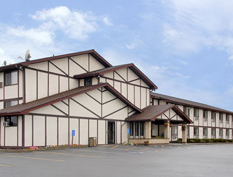 Hotel Super 8 Montgomery Maybrook Area