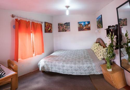 Carlos Guest House Cusco 4