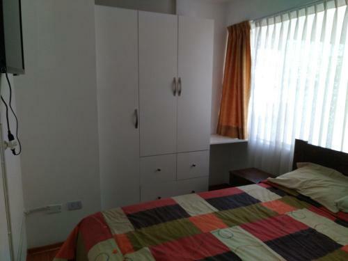 Los Nogales Apartments