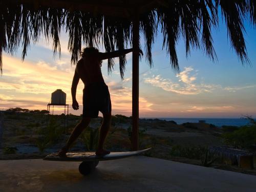 Hotel Tiki Surf House