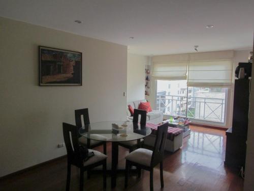 Private Bedroom In Miraflores Apartment