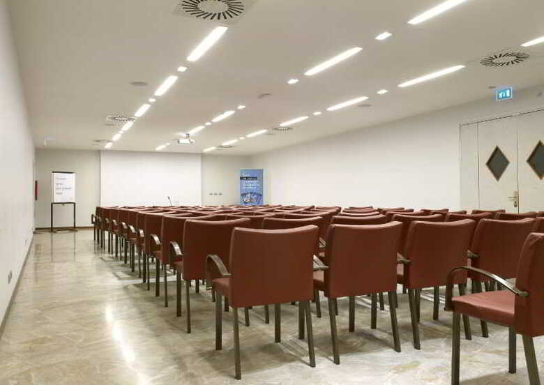 Hotel NH Genova Centro