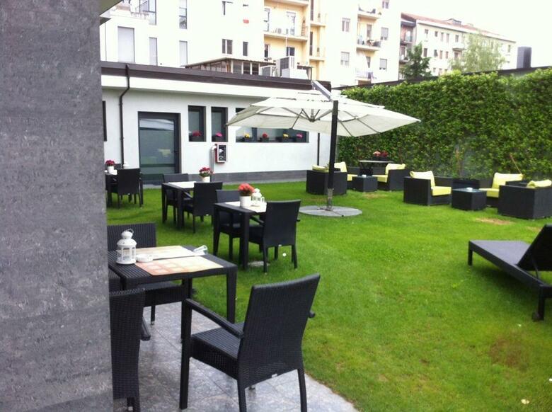 Hotel Acca Palace