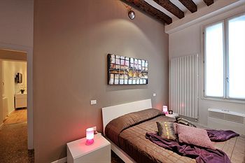 Hotel Rialto Project Apartments