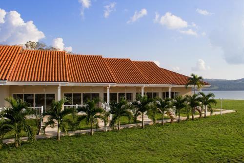 Hotel Bella Terra Laguna Azul Resort & Spa