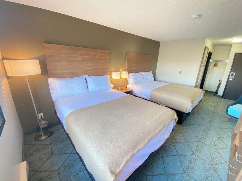 Hotel Super 8 Oshkosh Airport