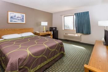 Hotel Super 8 St. Charles