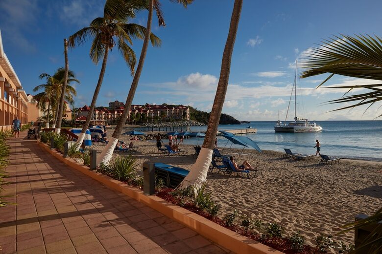 Hotel Divi Little Bay Beach Resort