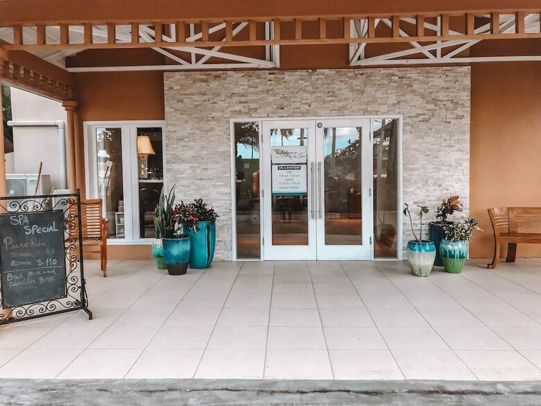 Hotel Divi Little Bay Beach Resort