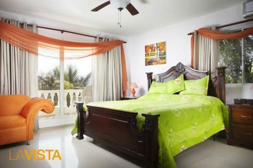 La Vista Villa