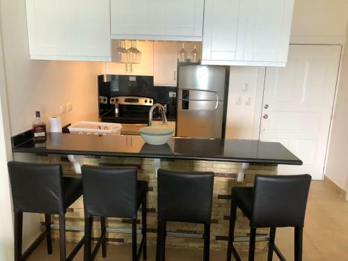 Apartamento Hill Top Condos 5c