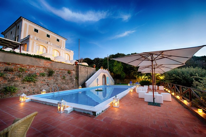 Grand Hotel Villa Parisi