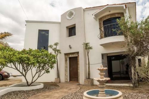 Spacious House In La Paz