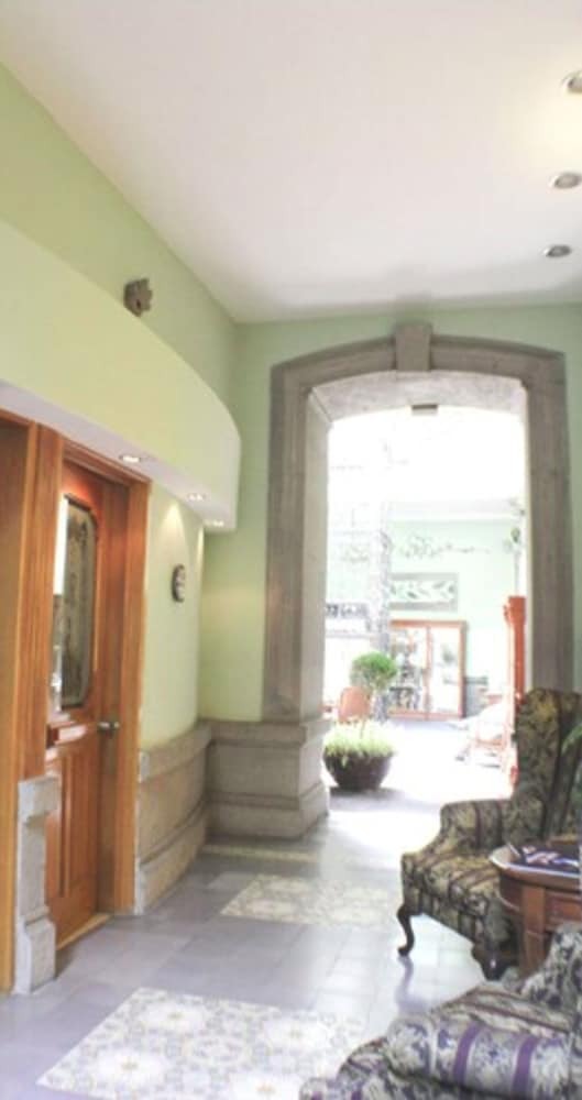 Hotel Puebla De Anta�o
