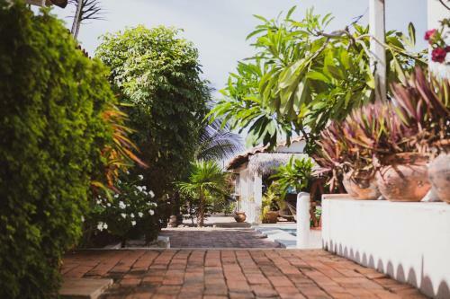 Hostal La Playita Beach House
