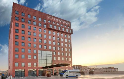 Hotel City Express Plus Tijuana