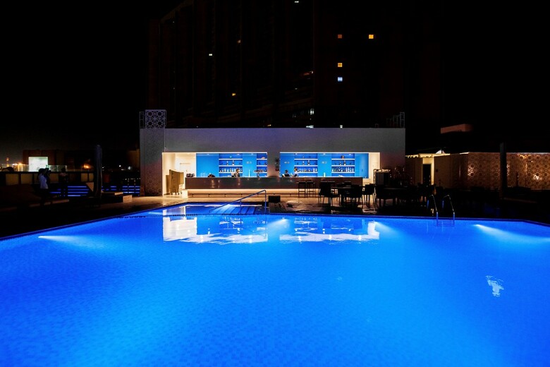 Radisson Blu Hotel, Dubai Deira Creek