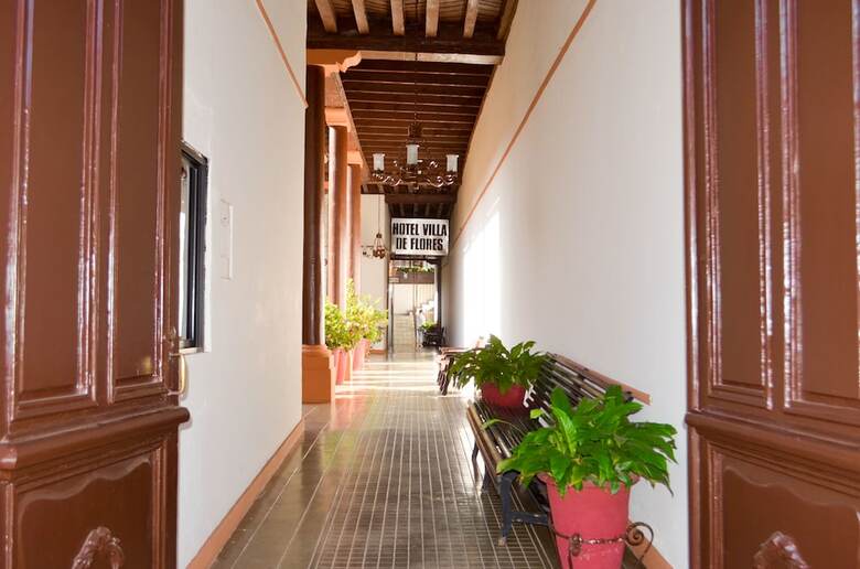 Hotel Villa De Flores