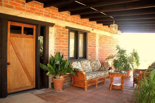 Las Orquideas Cabins