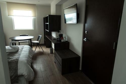 Lithio Hotel