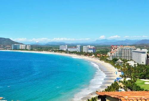 Grand Residencial Ixtapa Apartment