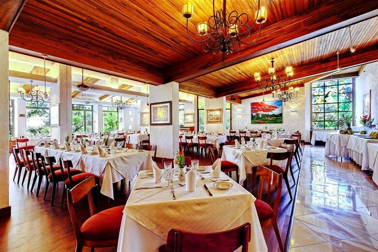 Hotel Bougainvillea
