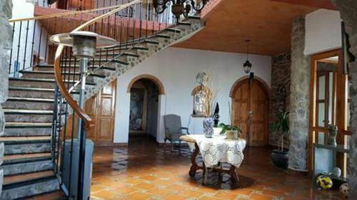 B&B Balcones