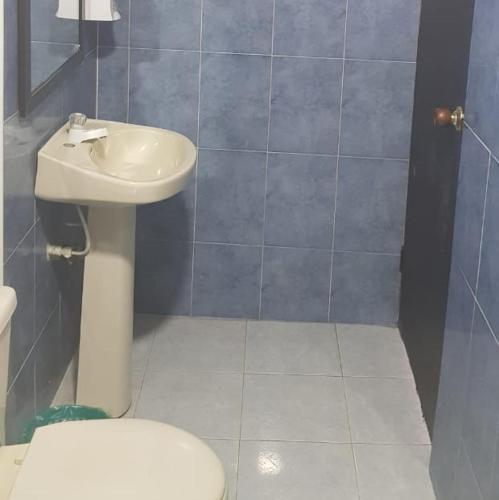 Hotel Imperio Inn 74