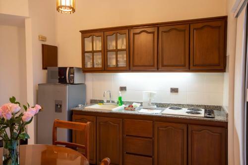 Hotel Travelers Suites Juanamb�