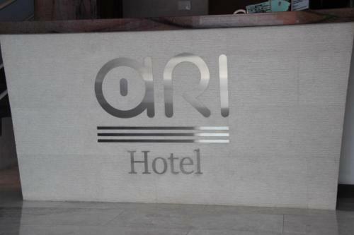 Ari Hotel
