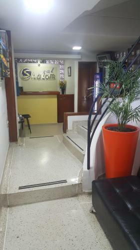 Shalom Hotel - Duitama