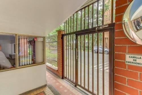 Amplio Apartamento En Envigado