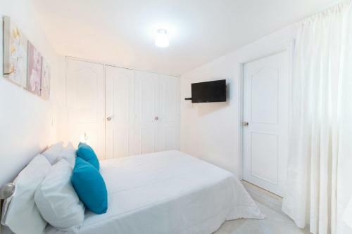 Apartamento Apt 401 A 15min Poblado Y Parque Lleras 3 Hab 2wc!