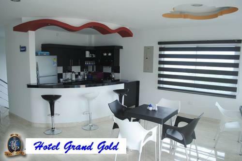 Hotel Grand Gold