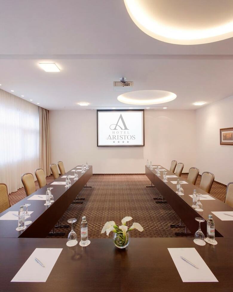 Hotel Aristos