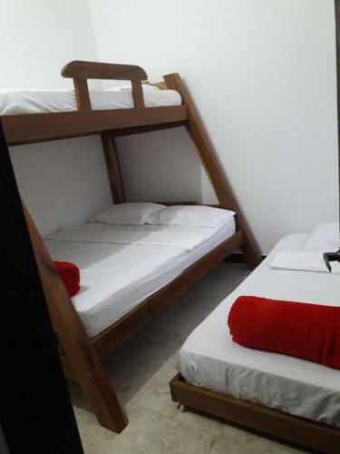 Albergue Hostal Balcones De La Piedra