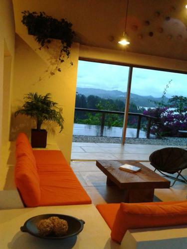Hotel Villa El Oasis Guatape Lake