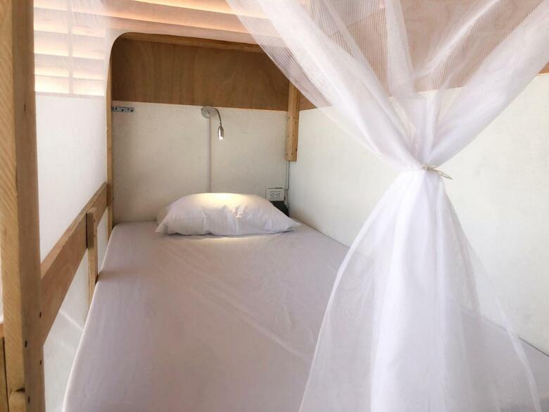 Hotel I Wanna Palomino