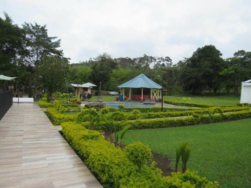 Hotel Yalconia