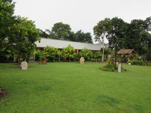 Hotel Yalconia