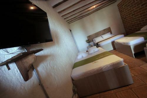 Hotel Santa Barbara Colonial - Santa Fe De Antioquia
