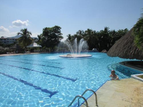 Apartamento Costa Azul Suites 905