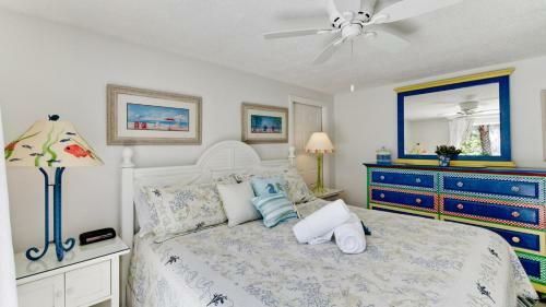 Coastal Cottage - Three Bedroom Home
