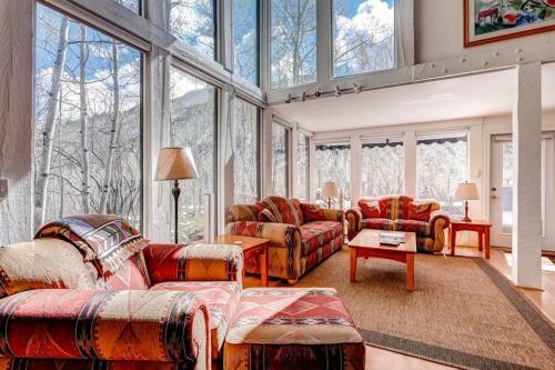244 Eastwood Residence