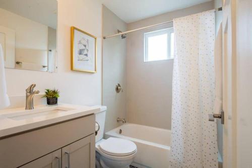 Chic 3br Austin Home By Domio