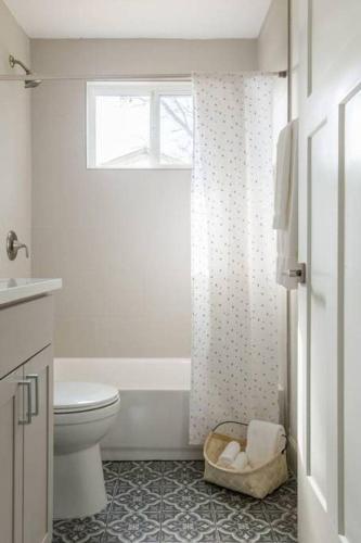 Chic 3br Austin Home By Domio