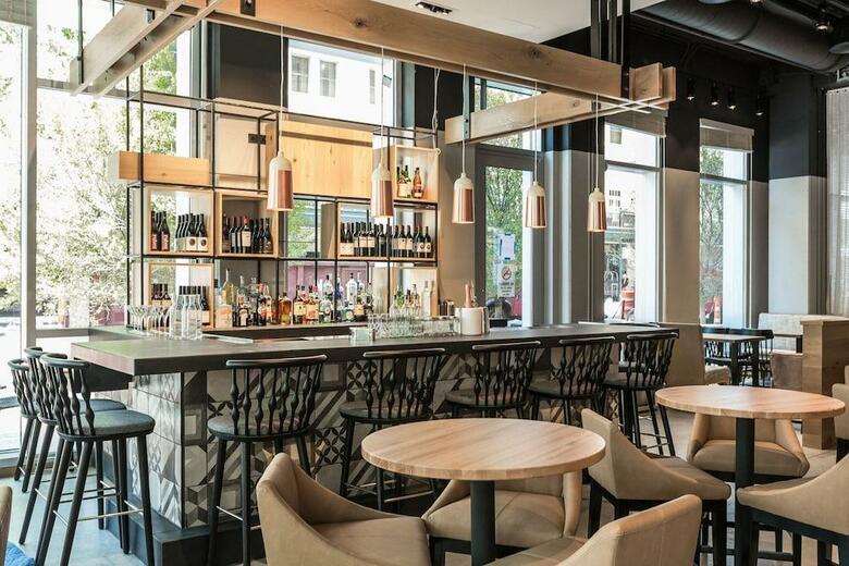 Hotel Element Austin Downtown