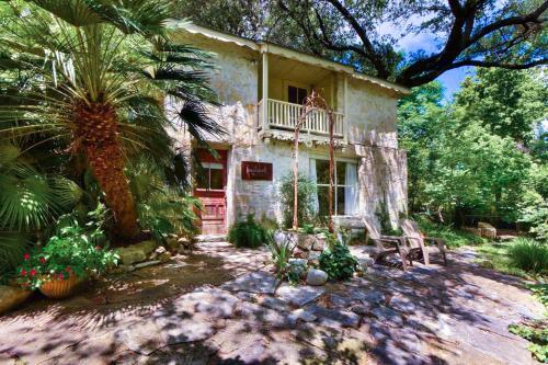 Boutique Studio 1805
