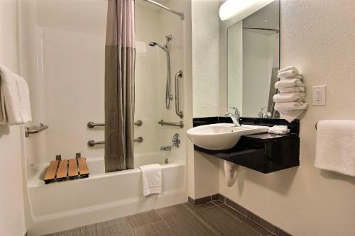Hotel Studio 6 Austin Northwest