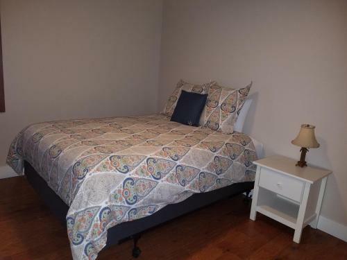 358 Front Street Two-bedroom Apartment